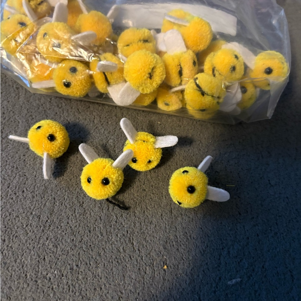42 pc Yellow Bee Pom Pom Craft Embellishments